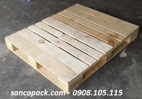 Pallet gỗ thông theo chuẩn CHEP cho hàng xk đi US