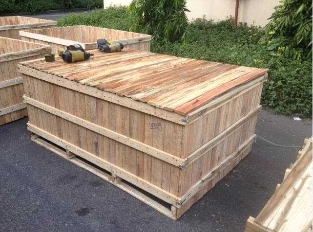 thung-go-pallet